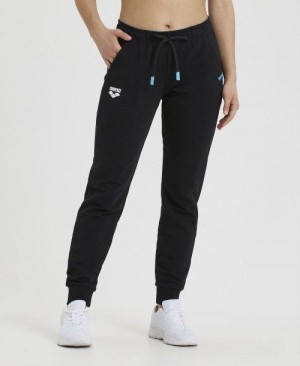 Arena Solid Team Pant Multicolor | 63127-DAZR