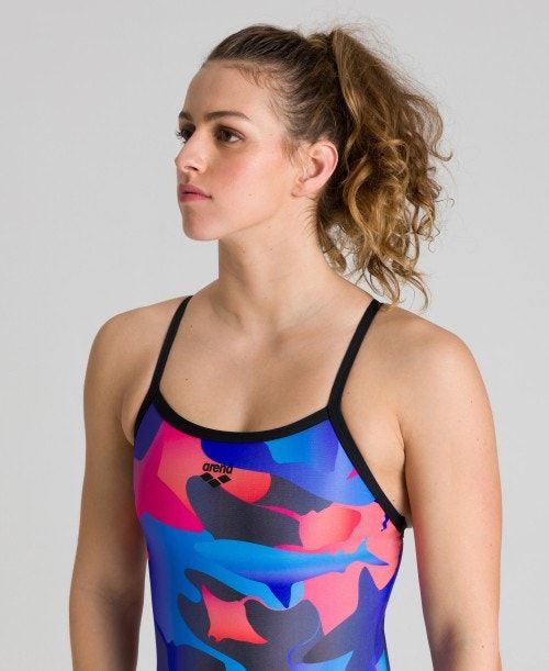 Arena Shark Camo Light Drop Back One Piece Black / Multicolor | 93742-YEGU