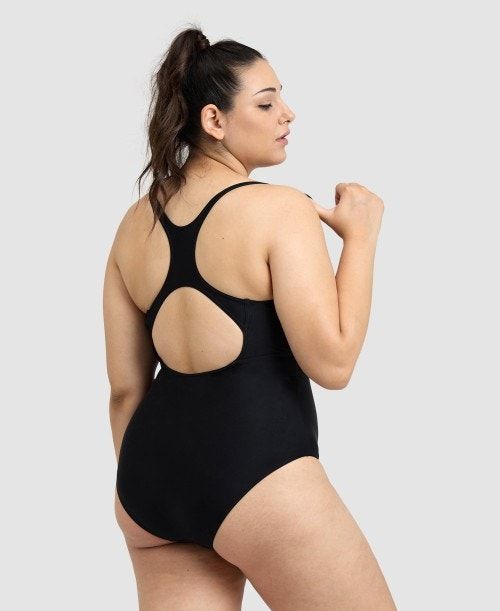 Arena Solid Control Pro Back Plus One Piece Black | 87153-GNUZ